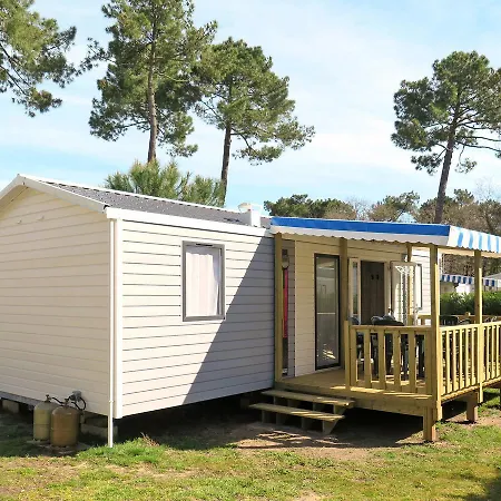 Anlage Mit Pool La Palmyre - 411s *